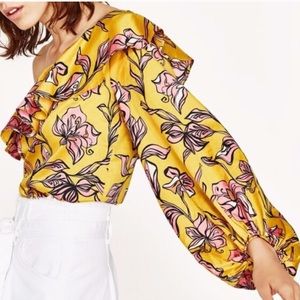 NWT ZARA One Sleeve Floral Bodysuit